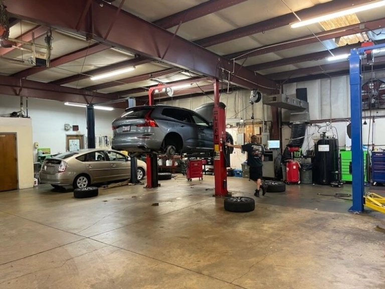 Common Signs of Steering Column Problems That Require Professional Repairs