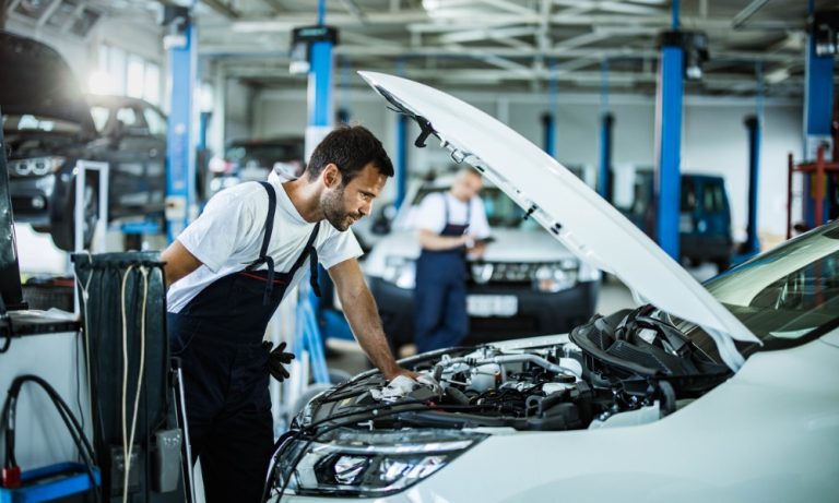 Troubleshooting Common Causes Why Your Car Radio Won’t Pick Up Stations Auto Repair