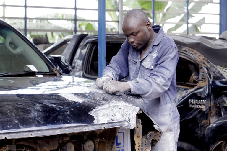 When to Seek Professional Power Seat Service: Identifying Complex Issues