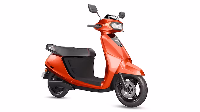 How Kinetic EV Scooters Blend Smart Tech, Modern Design & Eco-Friendly Performance